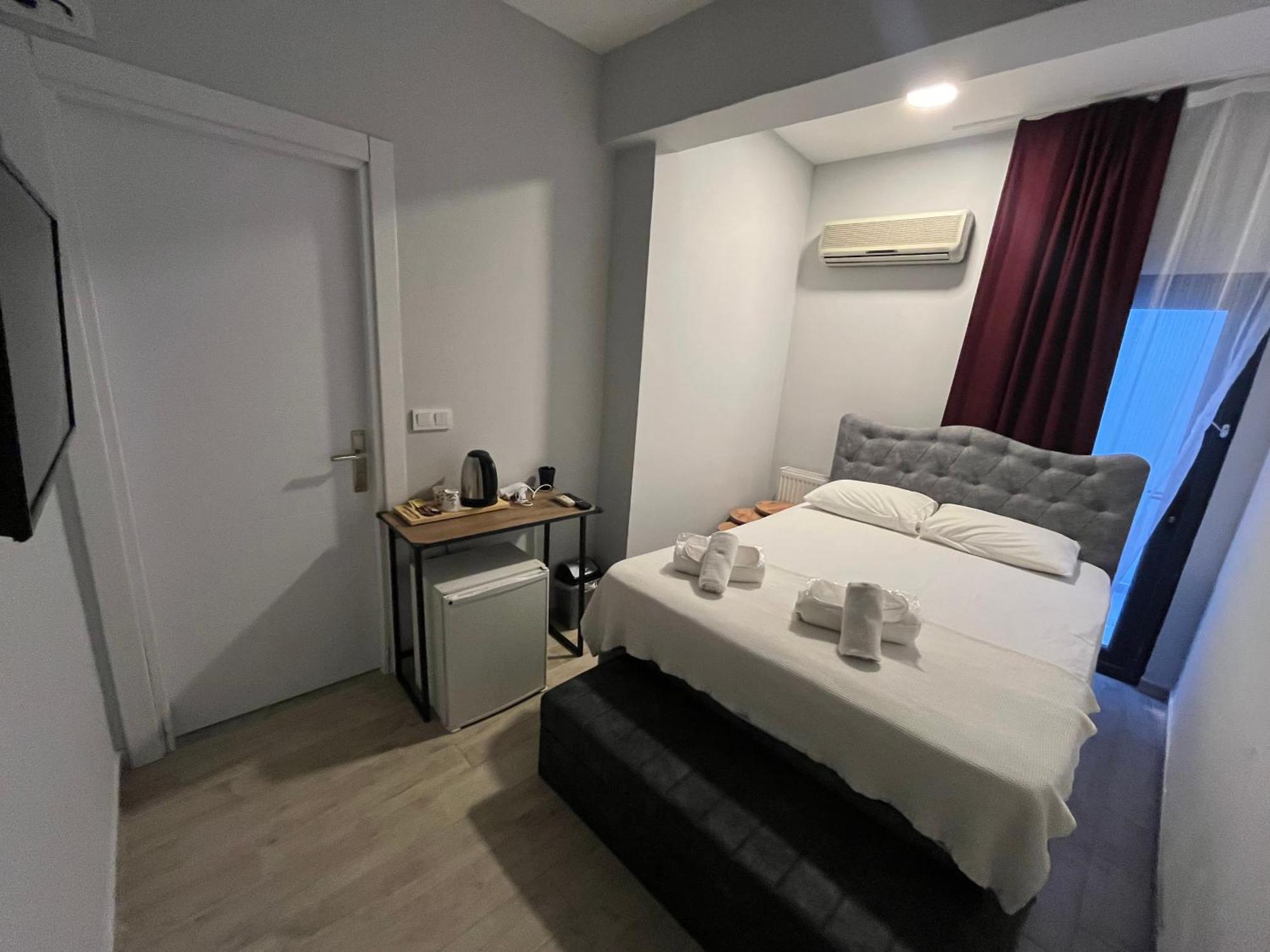 Kadikoey Miski Amber, Istanbul